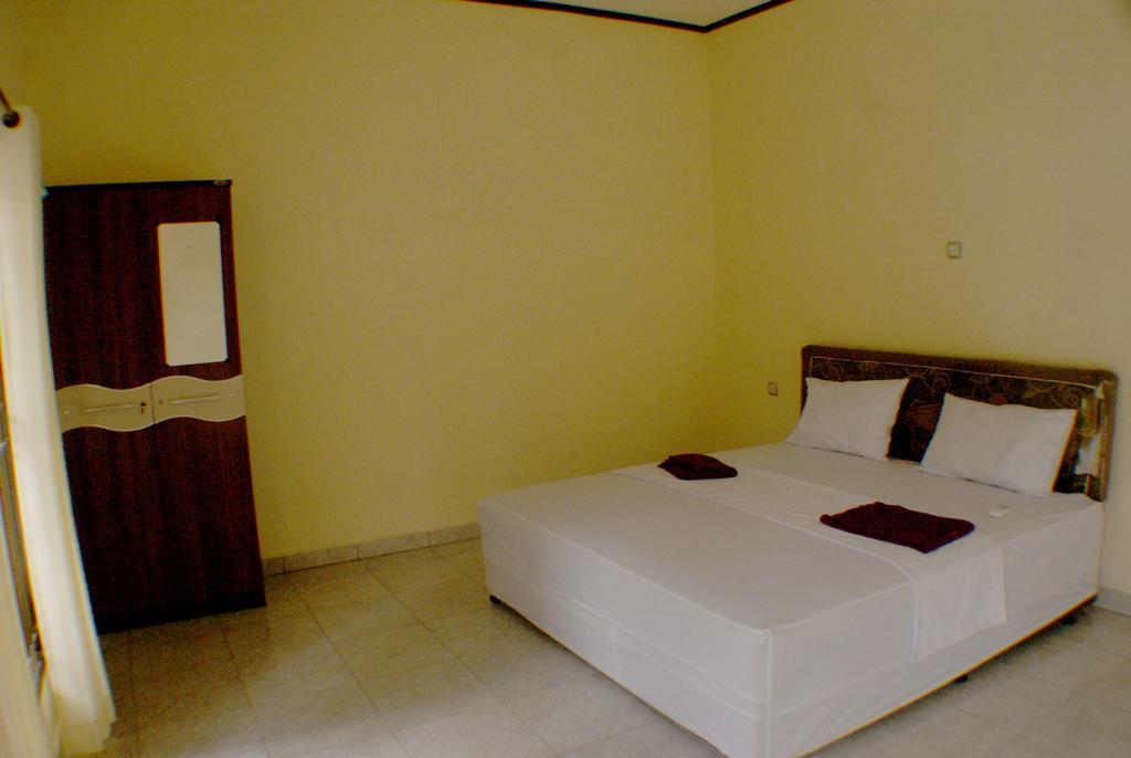 Herry Homestay Kuta  Kamer foto
