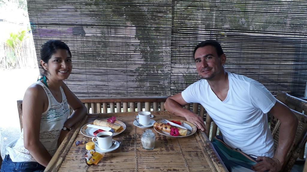 Herry Homestay Kuta  Buitenkant foto